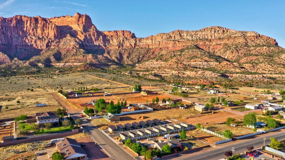 Water Canyon ResortHildale エクステリア 写真